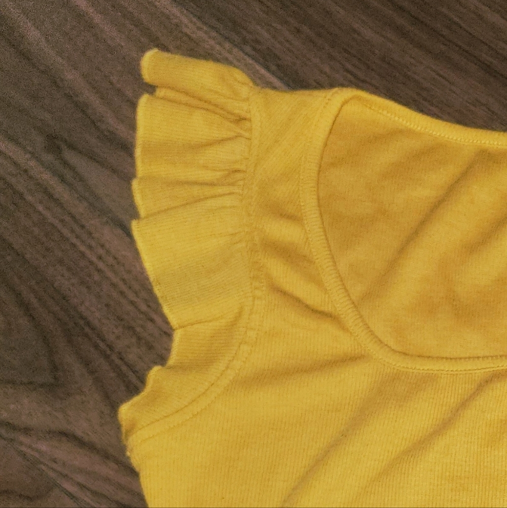 2/$10🔥 Yellow Ruffled Sleeve Top - Picture 2 of 7